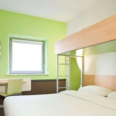 Ibis Budget City Hotel *